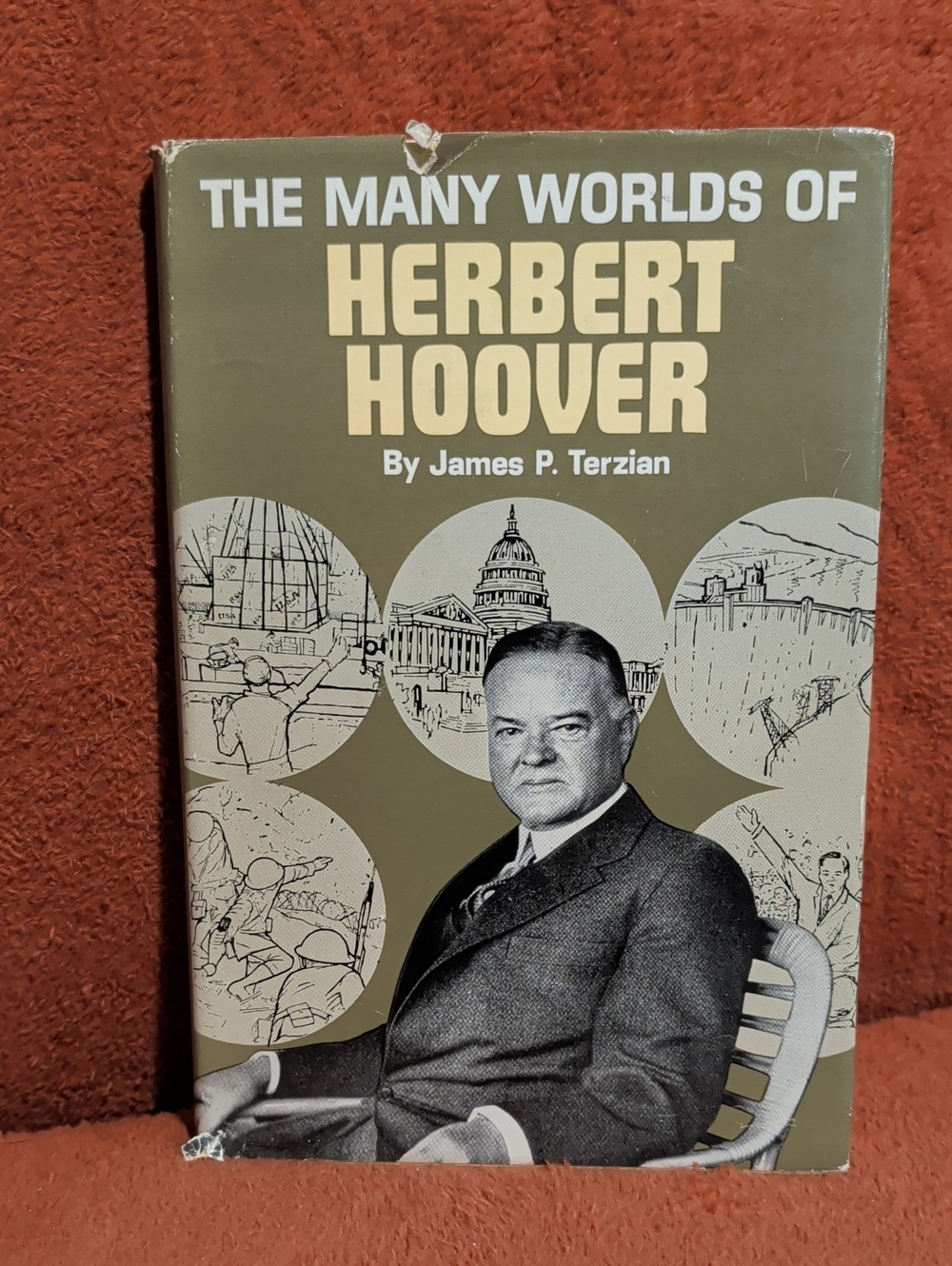 The Many Worlds of Herbert Hoover by James P. Terzian